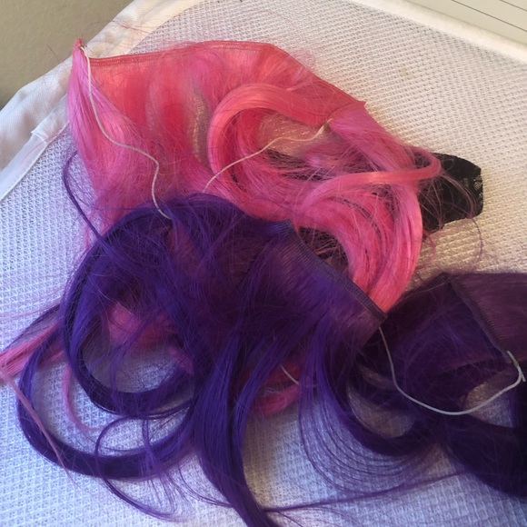 Secret Extensions Synthetic Hair Bundle-684 $50 or $45 w/offer (or get one) - Picture 4 of 9